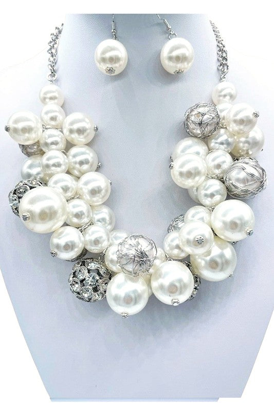 Pearl Statement Necklace Set