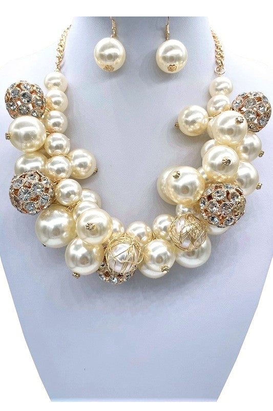 Pearl Statement Necklace Set