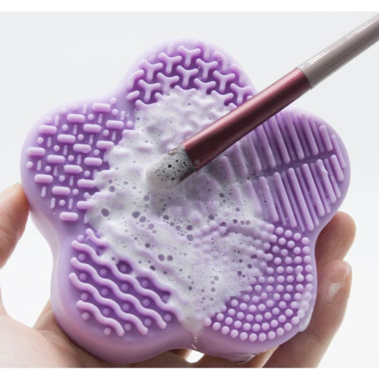 Seashell Makeup Brush Cleaner